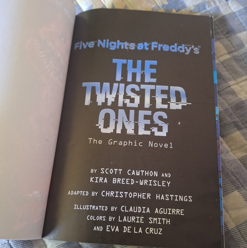 Fnaf Book - Picture 2 of 6